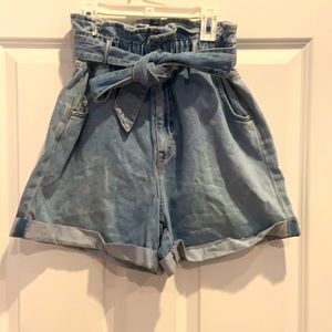 High waisted new h&m jean shorts